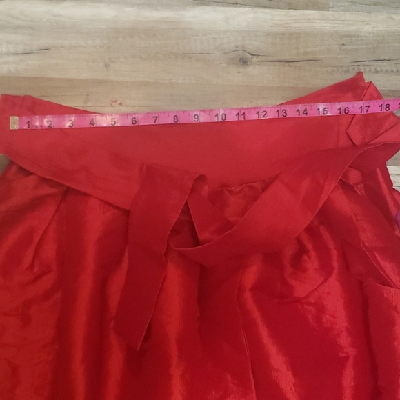BOWKNOT ASYMMETRIC WATERFALL SKIRT IN RED - Picture 11 of 13
